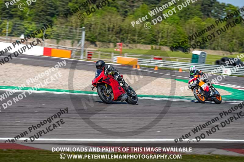 donington no limits trackday;donington park photographs;donington trackday photographs;no limits trackdays;peter wileman photography;trackday digital images;trackday photos